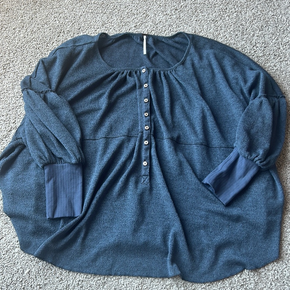 Free people top! Xs. Oversized! Dark teal in color!